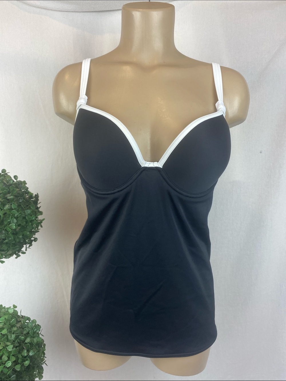 Freya Black & White Contour Tankini Swim Bathing Suit Top NEW 30DDD 30F